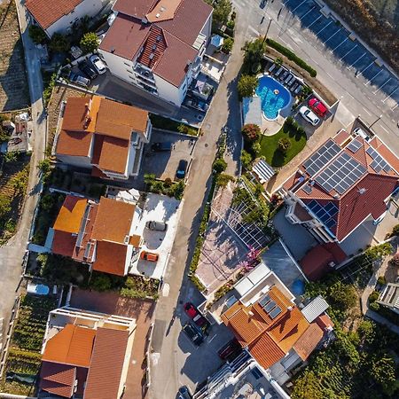 Ve & Ki Apartman Podstrana Kültér fotó