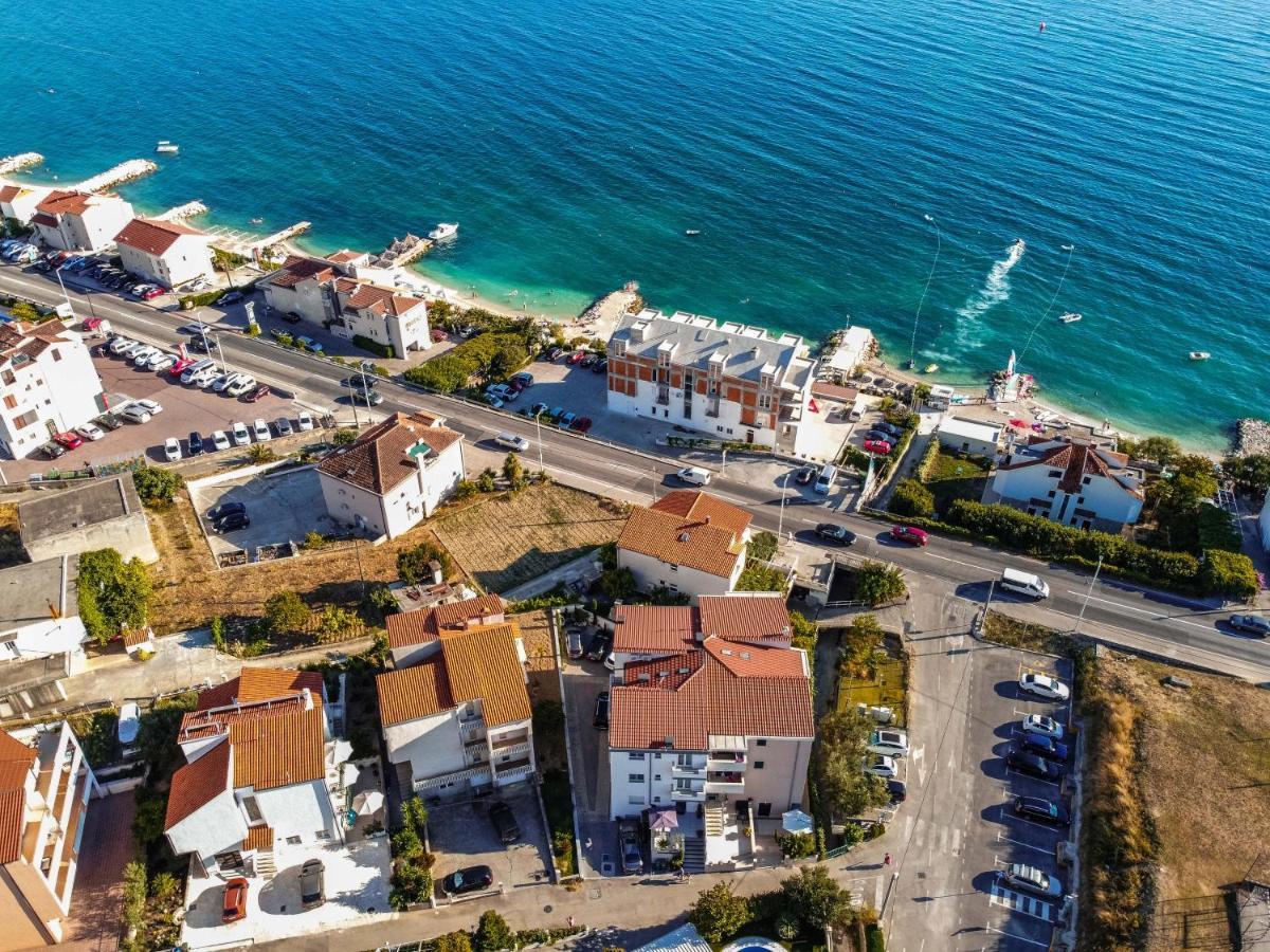 Ve & Ki Apartman Podstrana Kültér fotó