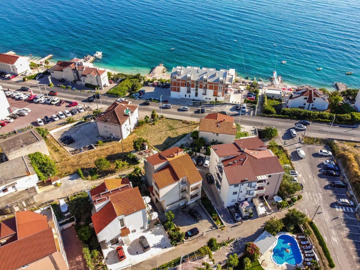 Ve & Ki Apartman Podstrana Kültér fotó